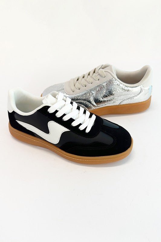 Modern Day Black Sneaker - Modern Creek Boutique
