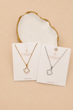 Free Station Clover Necklace