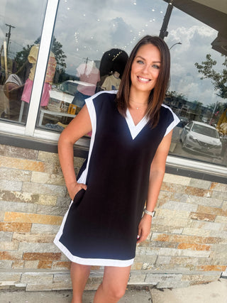 Black Contrast Casual Modern Dress - Modern Creek Boutique